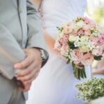 乾杯挨拶の例文と面白い挨拶のコツ｜結婚式の乾杯の挨拶は誰がする？