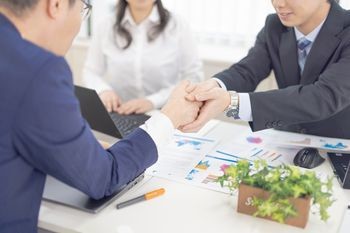 【PR】YouTube運営に興味がある方必見!もふもふ不動産のコンサルティングサービスを紹介