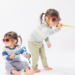 「童心に帰る」の意味とは？「帰る」と「返る」の違いを例文を交えて解説