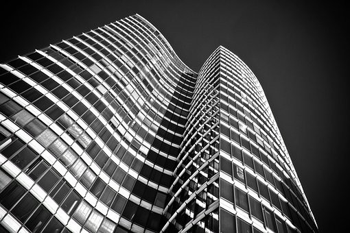 建築家の年収＋建築家になるには(高校/大学など)＋独立した際の建築家の年収＋日本で有名な建築家＋建築家になるにはどうしたらよいか学べる本