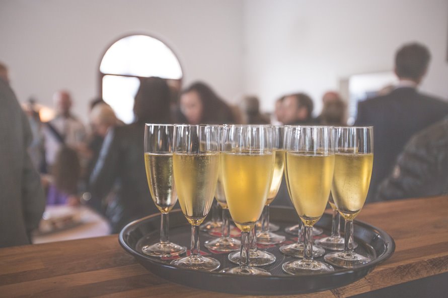 飲み会でよく使える話題｜話題がないときの対策とタブーな話題