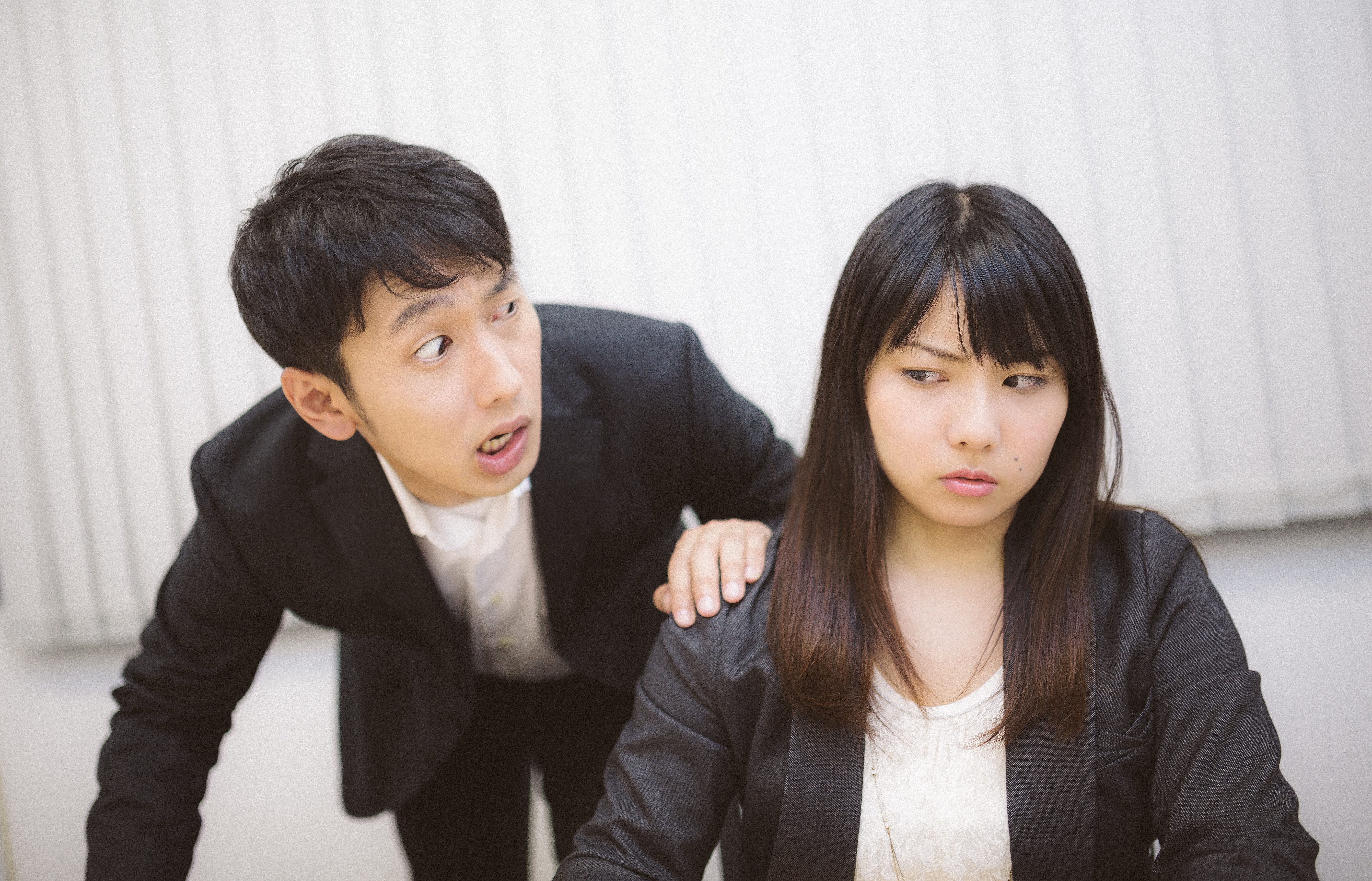 「看過できない」とはどのような時に使う？言葉の意味や例文を紹介