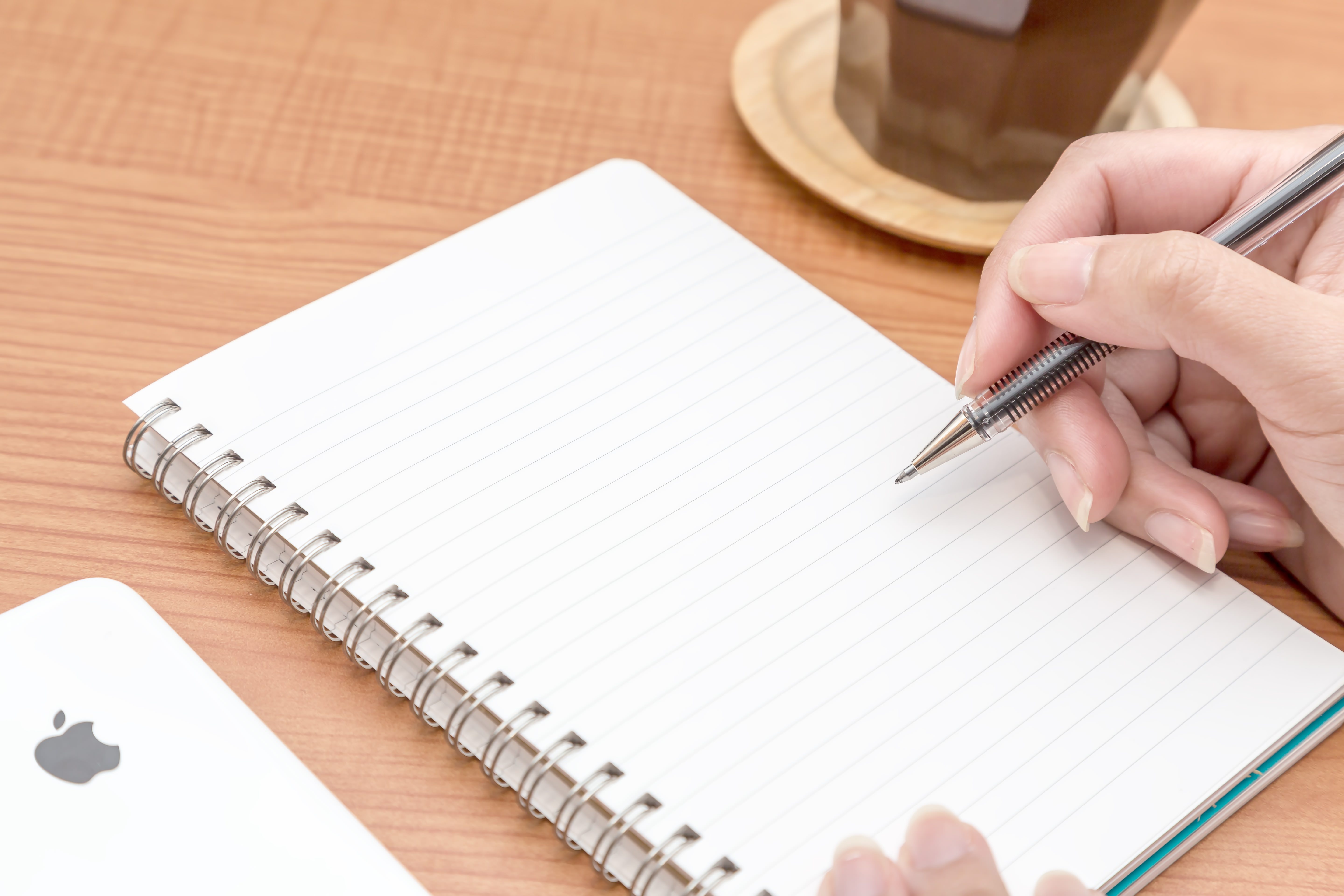 中学生向けの見やすいレポートの書き方！教科別のポイントも解説！