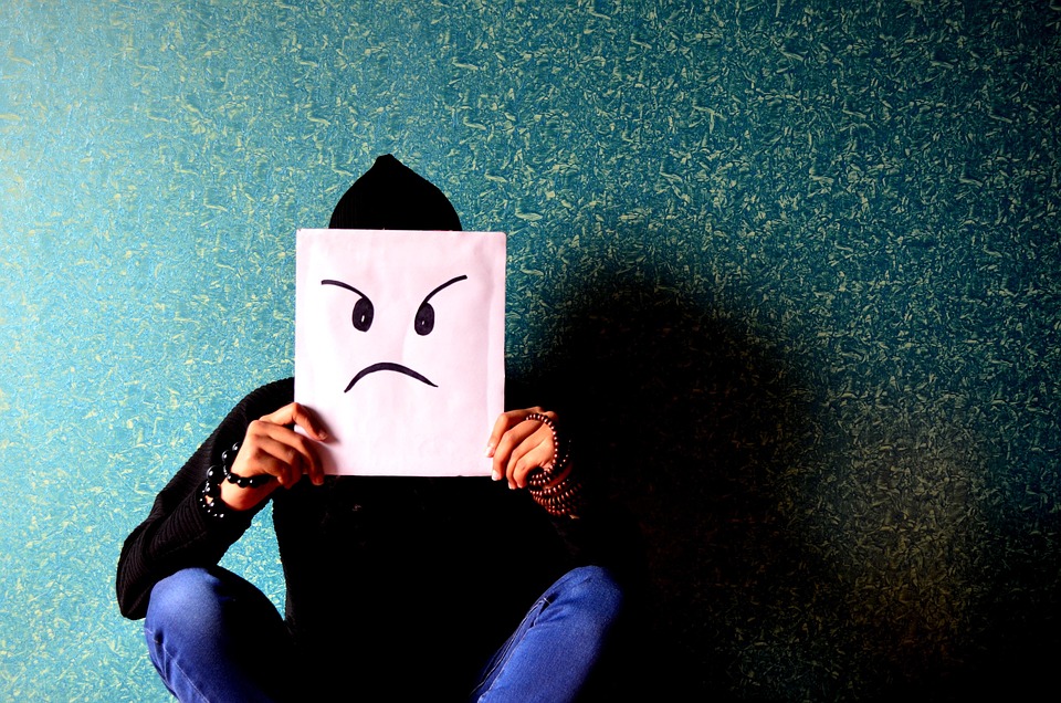 鼻をすする行動の意味は・鼻をすすることに対する周囲の反応
