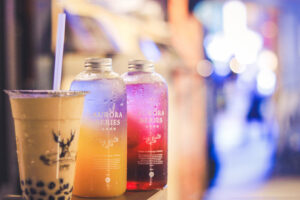 ビバレッジの意味・ドリンクとの違いと使い分け・金融での意味